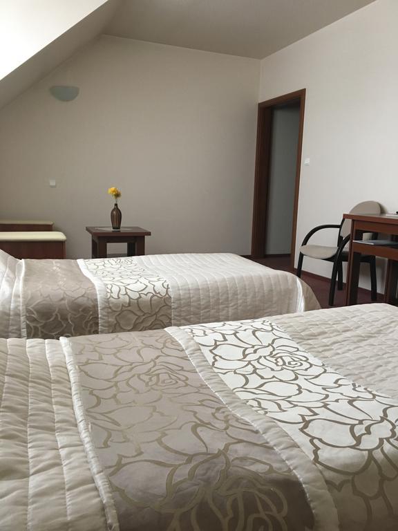 Hotel Magnolia Sitkowka-Nowiny Eksteriør bilde